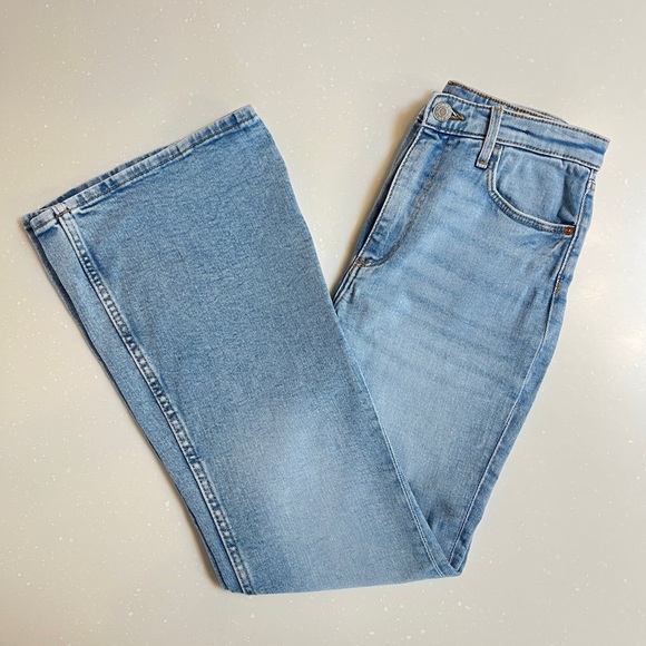 Girls H&M Comfort Stretch Flare Fit High Waist Jeans (10-12 Girls) - Picture 4 of 14